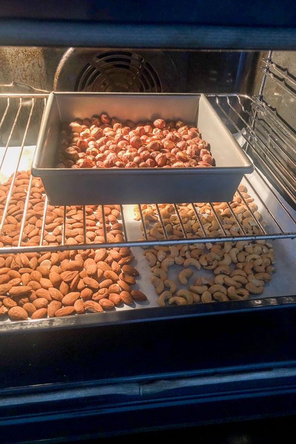 Roasting almonds, hazelnuts and cashews