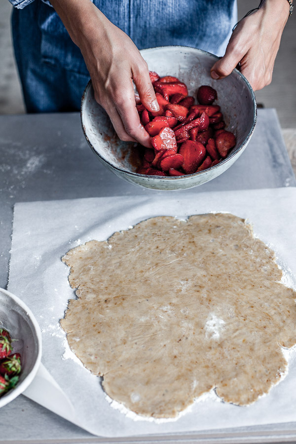 Making of strawberry galette, seasoning strawberries with coconut sugar, Maja Brekalo